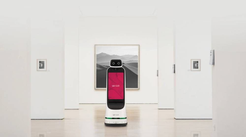 LG's Robotics Push: How CLOi Robots Are Improving Lives and Experiences post image