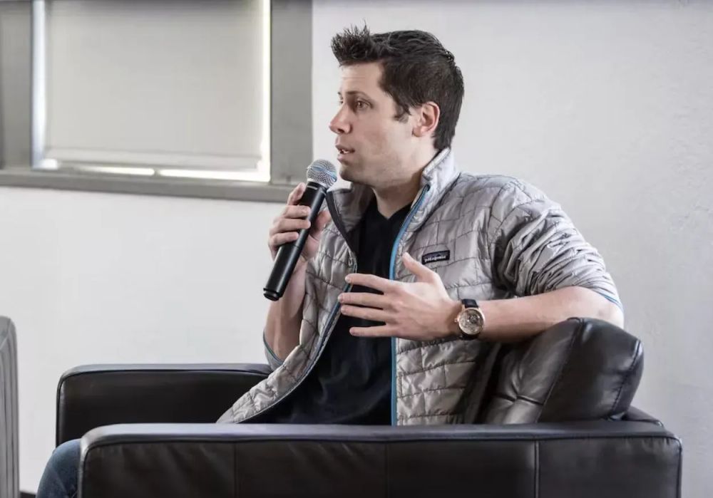 Fumio Kishida and Sam Altman Discuss AI Regulatory Concerns and Potential Adoption post image