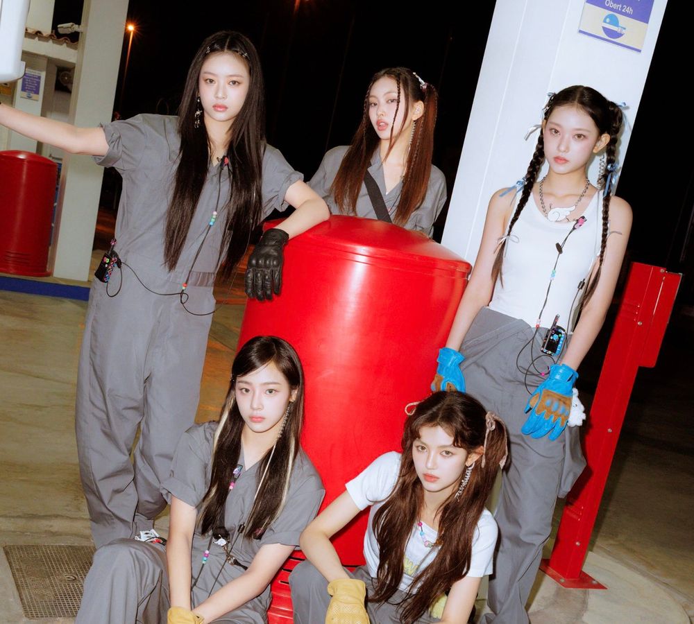 NewJeans Dominates Charts: A Global K-Pop Sensation post image