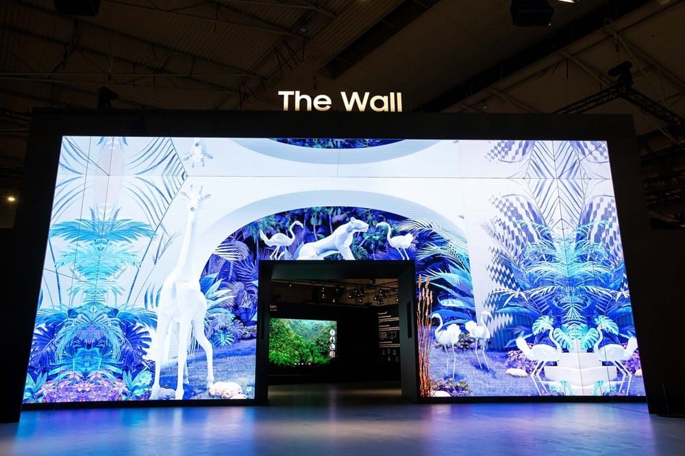 Samsung, LG Reveal Innovations for Business Connectivity post image