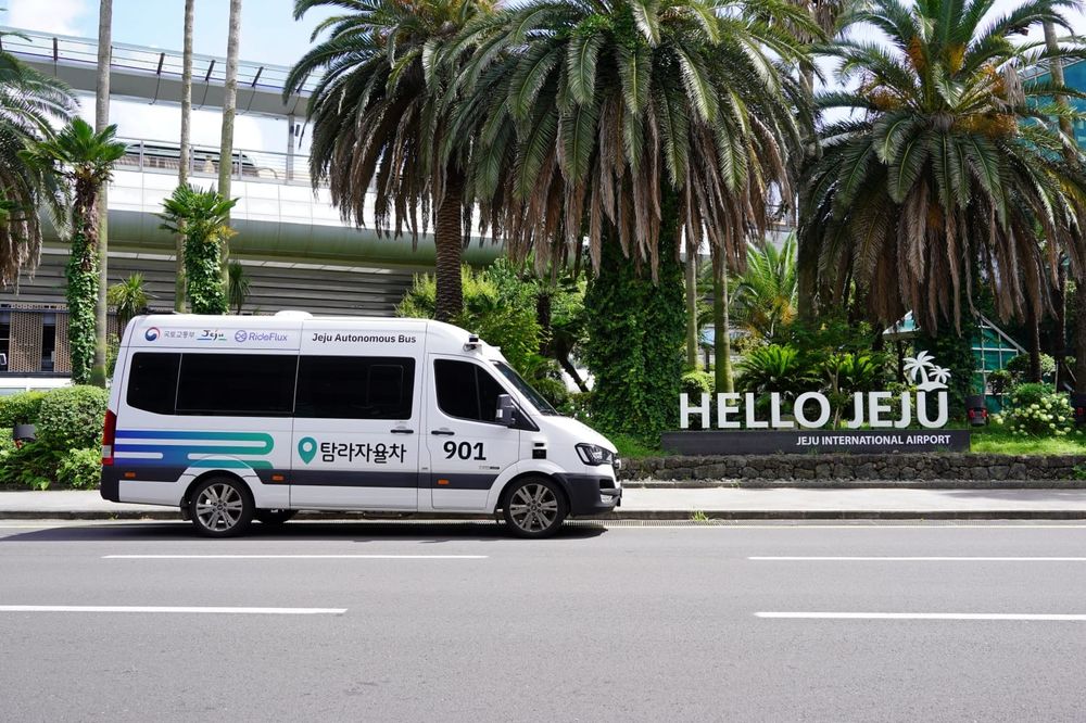 Rideflux Launches World's Longest Autonomous Bus Service post image