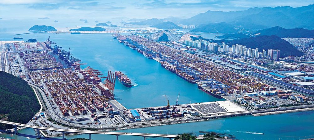 South Korea's Tech-Driven Exports Surge 13.9% in July 2024 post image