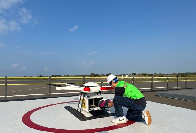 LG Uplus Launches Drone Delivery for Smartphones to Remote Islands post image