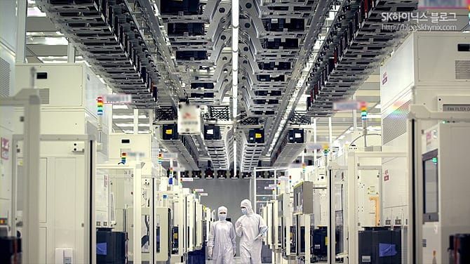 South Korea's 2024 Exports Hit Record $683.8 Billion Led by Chip Surge post image
