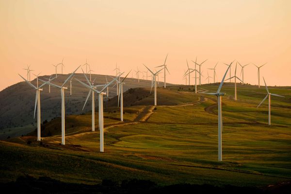 La Chine veut doubler sa capacité de production éolienne et solaire d’ici 2035