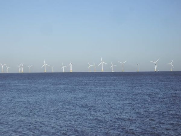 La France lance un appel d’offres éolien en mer pour une capacité de 10 GW