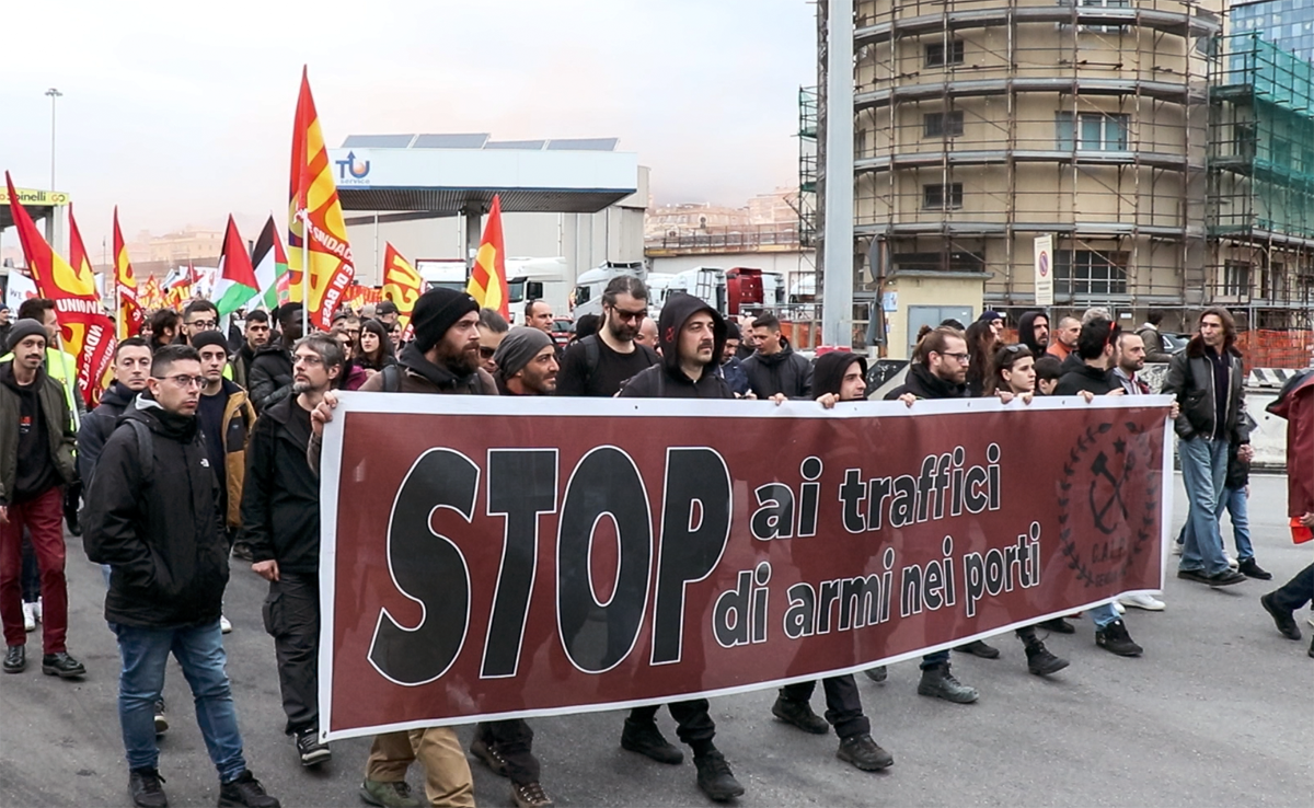 Fronte del porto contro la guerra: cinque anni di blocchi ai carichi di armi
