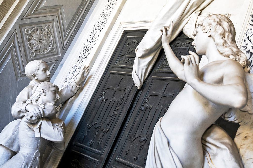 Staglieno, la città dei morti prova a rinascere