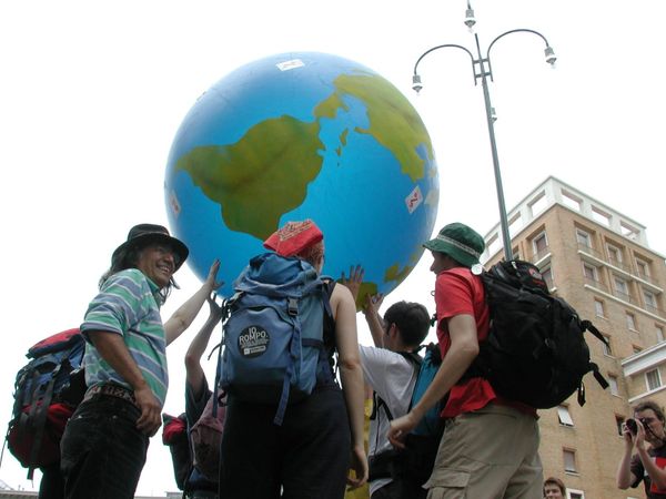 Il G8 venticinque anni dopo