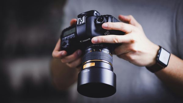 Vita precaria di un fotoreporter