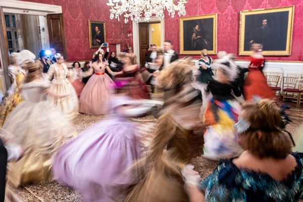 Dall’arte al gossip, parabola di un principe