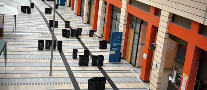 Il vecchio ospedale sogna il futuro, mentre il nuovo fa già acqua