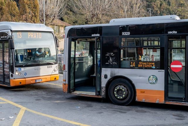 Brignole-Prato, odissea in bus al crocevia di tutte le crisi