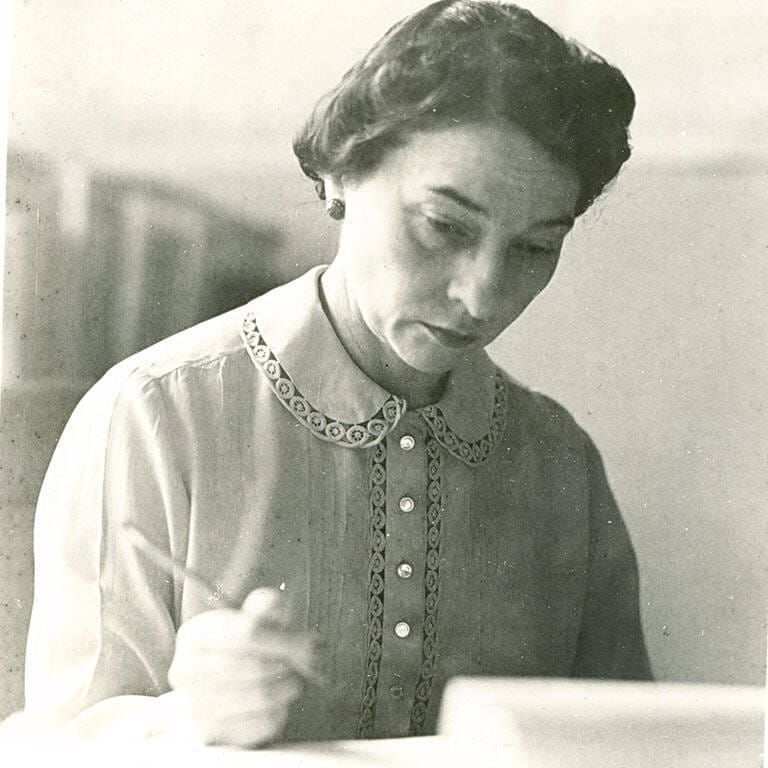 Elizebeth Smith Friedman, the Cryptoanalyst who won Wars and defeated the Mob