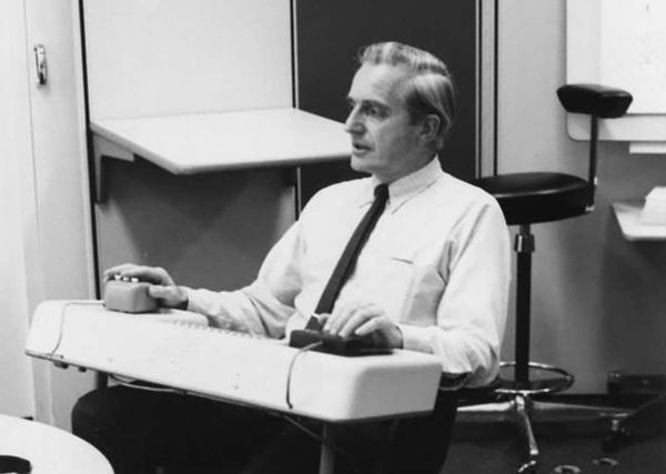 Douglas Engelbart, the Mother of All Demos & where the Mouse comes from (1968)