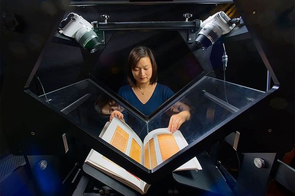 Scanning all the Books: The Work of Scribes for the Internet Archive