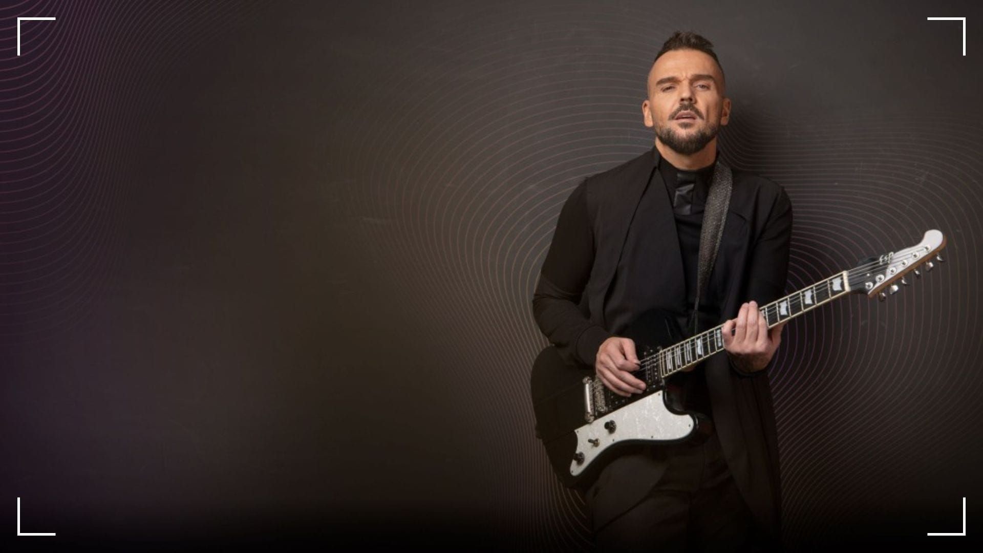 Звукът на един артист, който не се доказва, а споделя