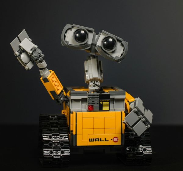 A picture of a Lego redition of Wall-E the Pixar robot from the movies.