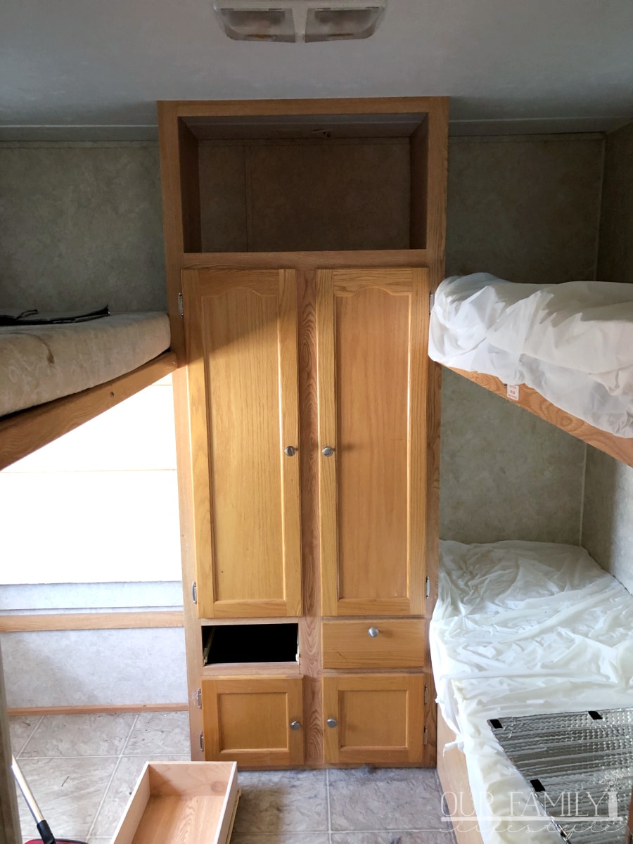 2007 Sunset Creek 298BH bunkhouse