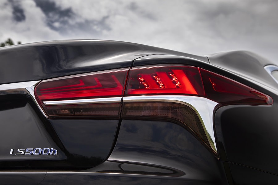 2020 Lexus LS 500h