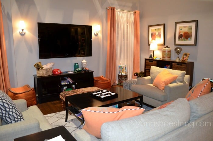 ABC black-ish family room