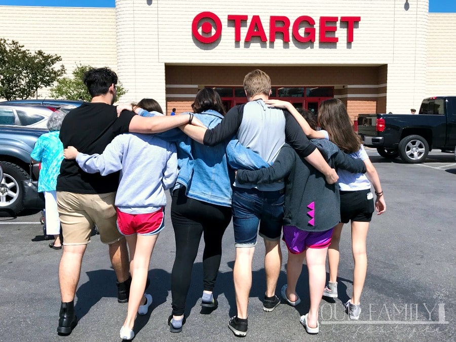 building strong sibling bonds