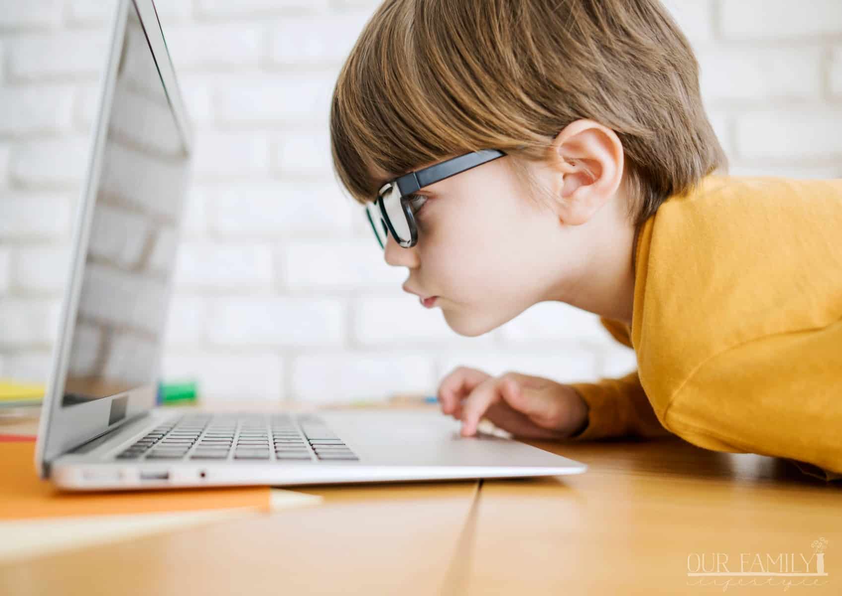 5 Signs Your Child Needs Glasses