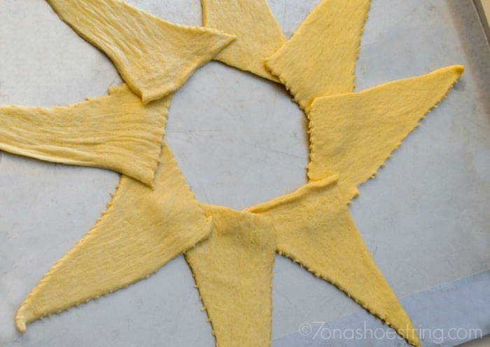 crescent roll sunburst