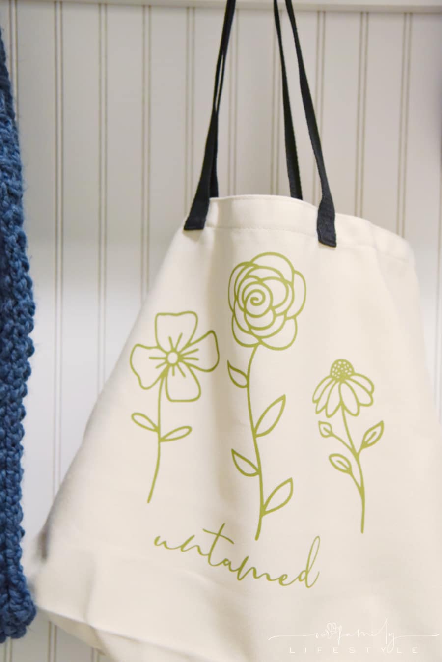 Cricut Vinyl Untamed wildflowers tote bag