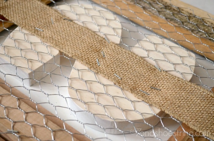 DIY frame wreath with ribbon craft