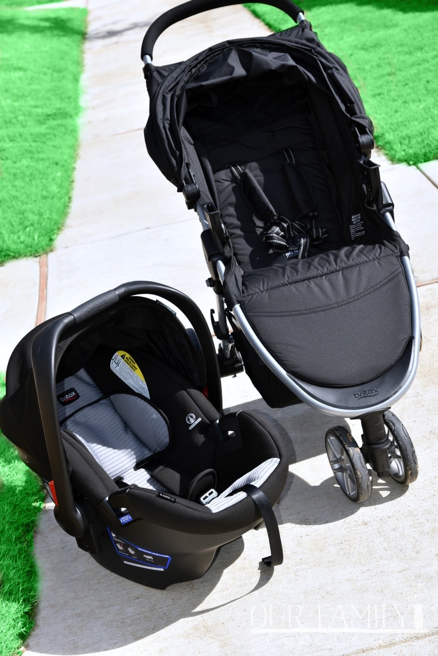 Dual Comfort B-Agile 3 & B-Safe 35 Travel System from Britax