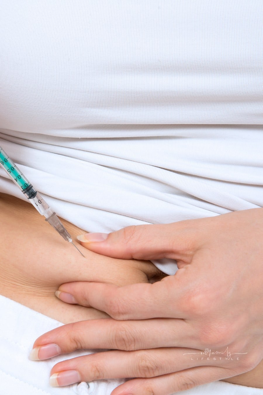 abdomen subcutaneous syringe injection