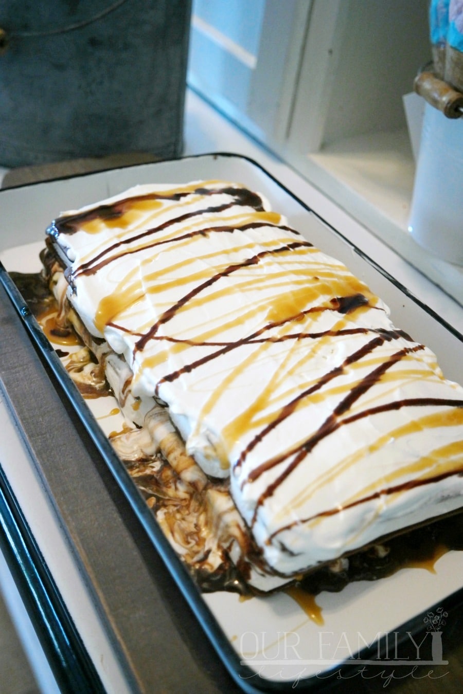 ice cream sandwich cake