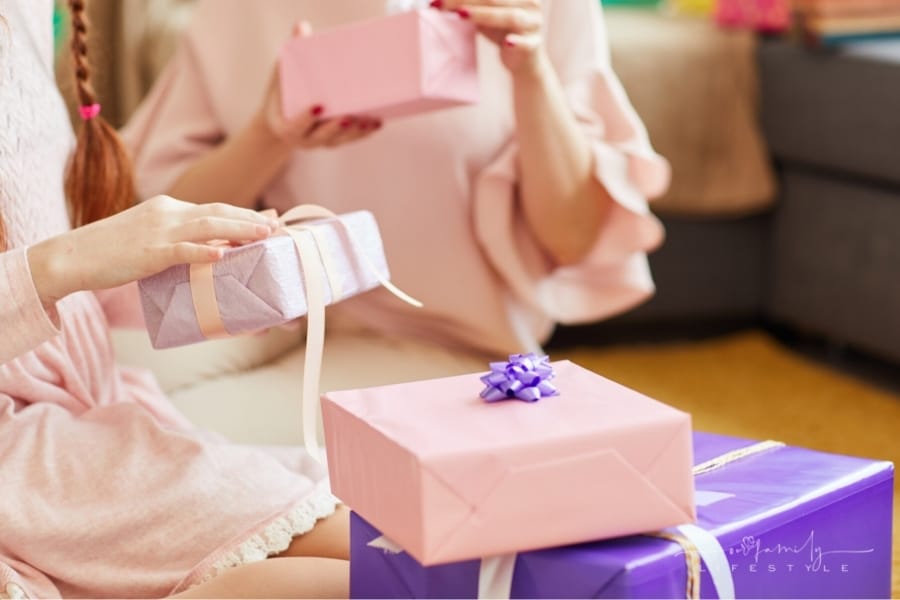 6 Meaningful Gift Ideas To Surprise Your Daughter With