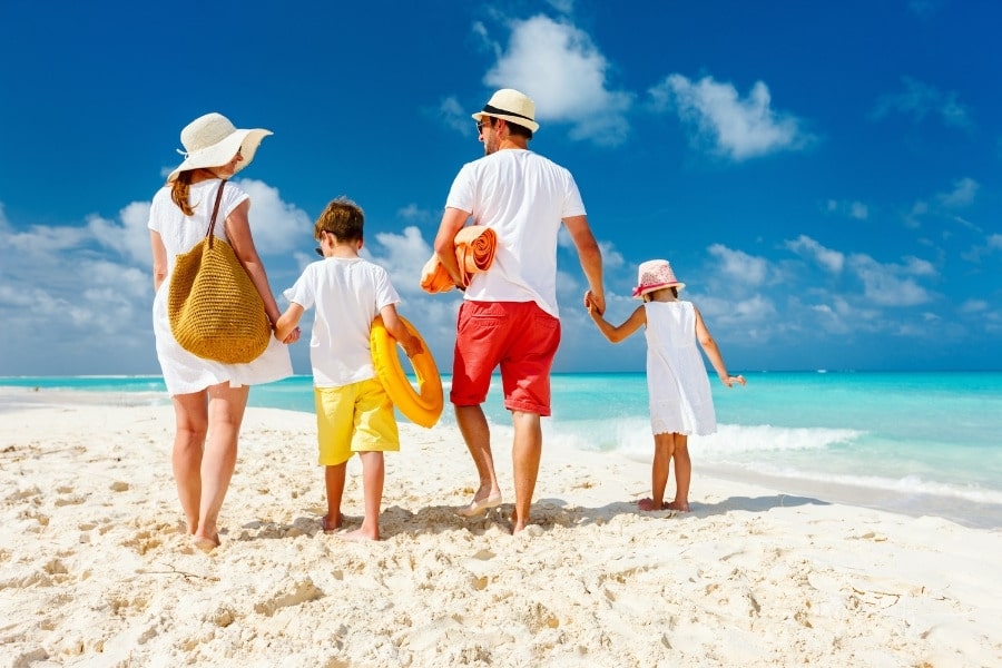 6 Ways to Plan a Perfect Trip the Whole Family Will Enjoy
