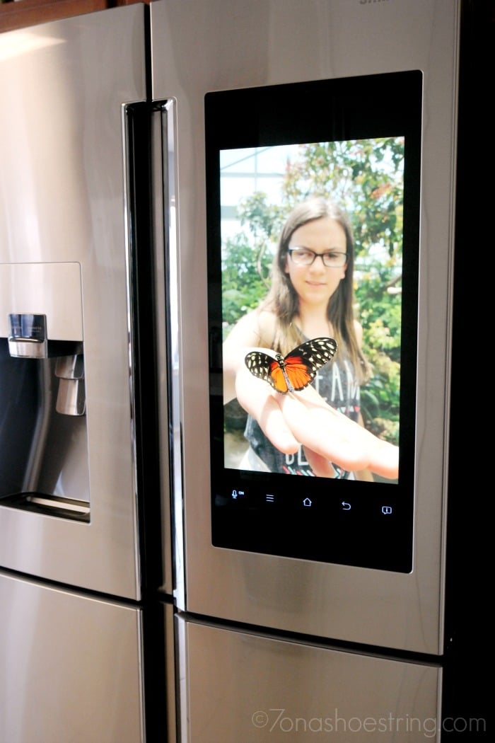 Samsung-Family-Hub-LCD-touchscreen Samsung-Family-Hub-LCD-touchscreen