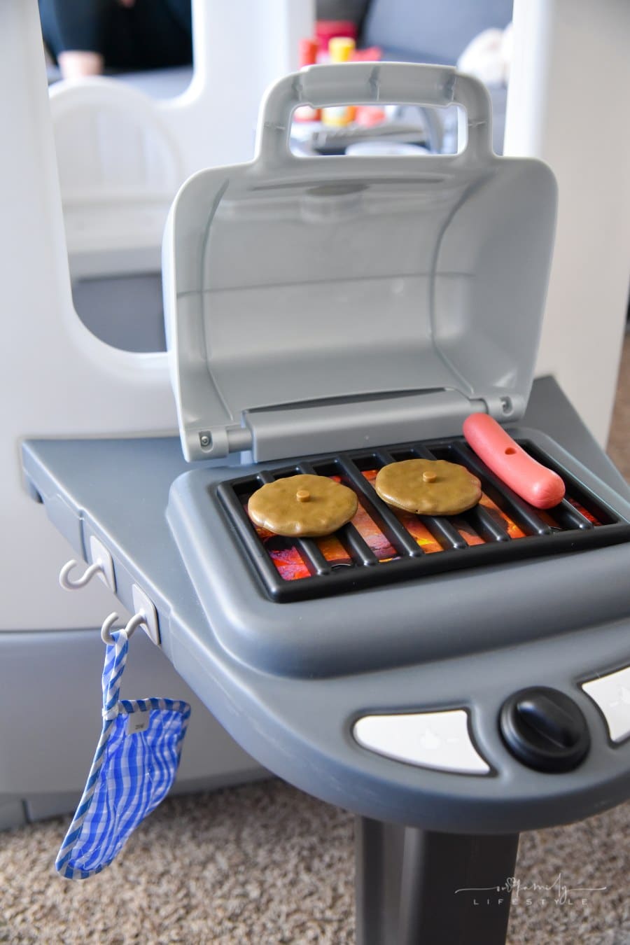 Step2 Pretend Play Toys camper grill