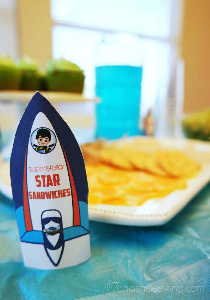 Miles from Tomorrowland superstellar star sandwiches