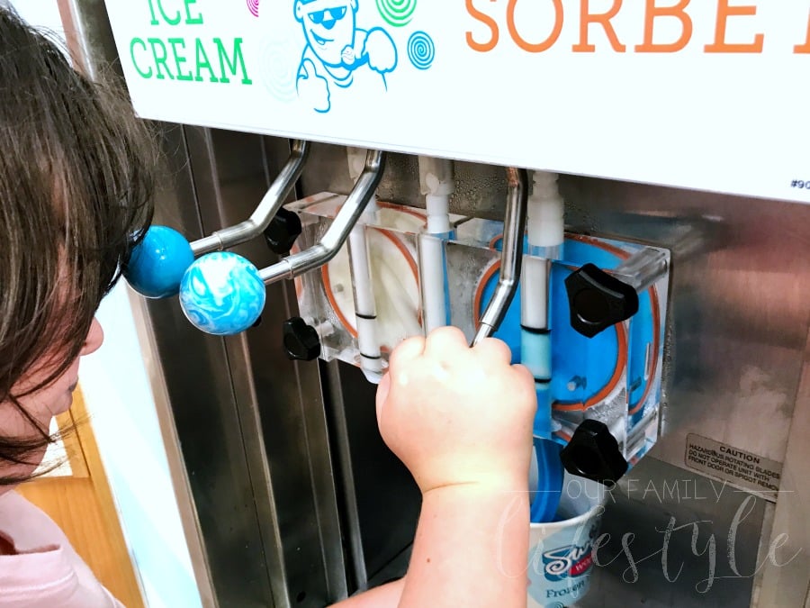 Swirl World frozen treat