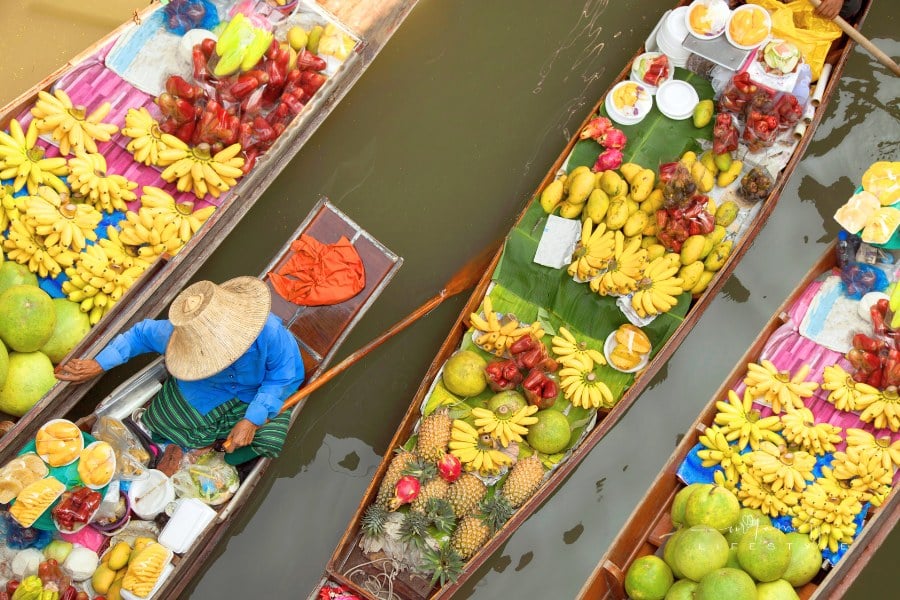 floating market thailand bangkok