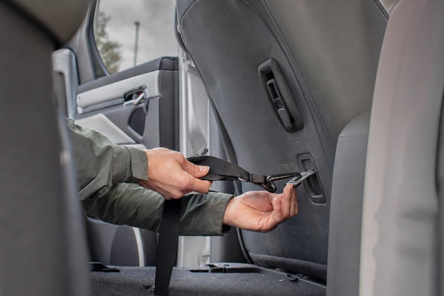 child-seat tether anchor