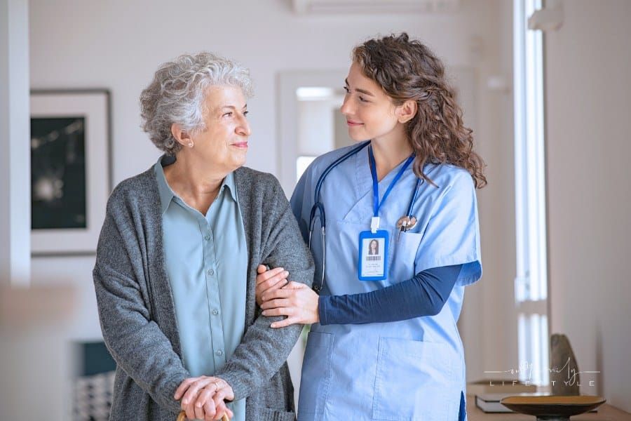 5 Reasons Why Your Elderly Loved Ones Need Caregivers At Home