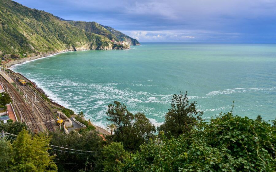 No-Sky Traveling: UK Holiday Options Without Flying