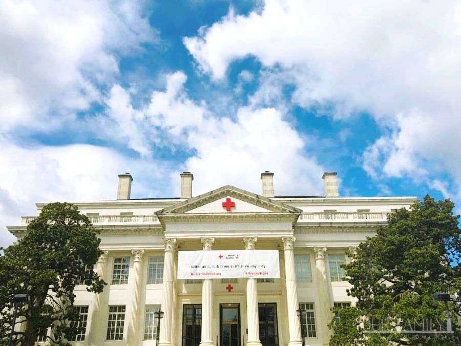 Facts About the American Red Cross