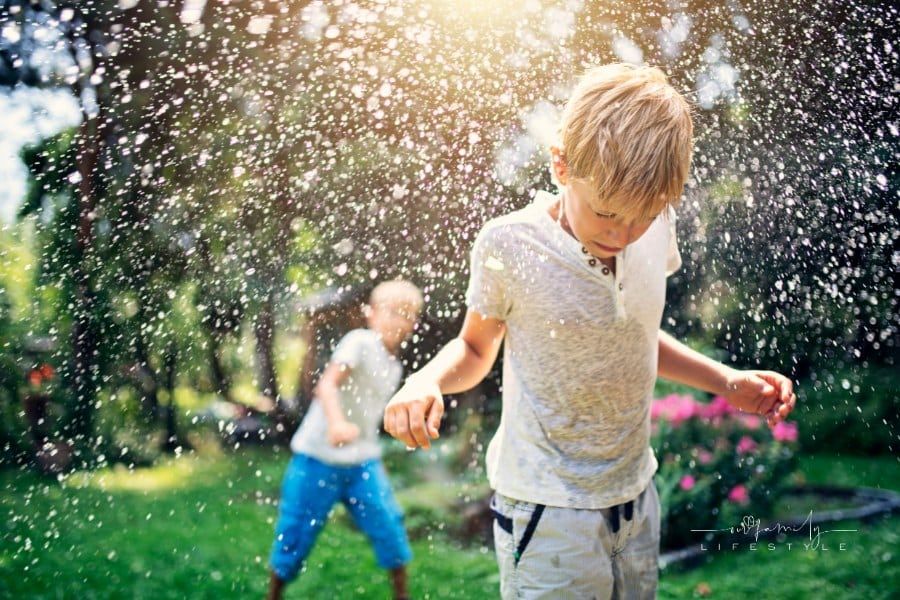 11 Backyard Water Balloon Games for Kids