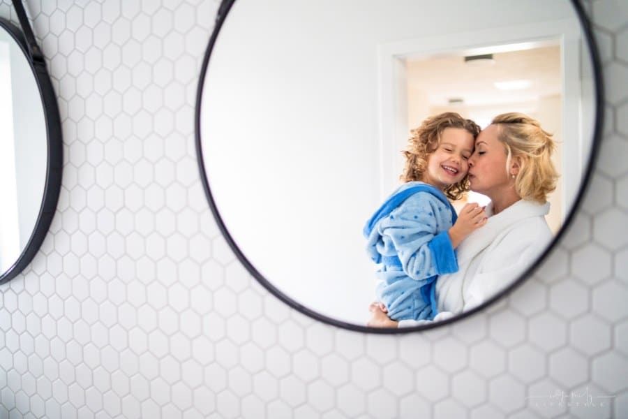 How To Be There For A Newly Single Mom