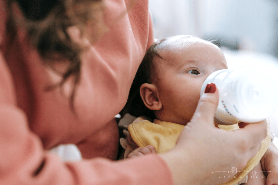 The Best Feeding Option For Babies With Sensitive Stomachs