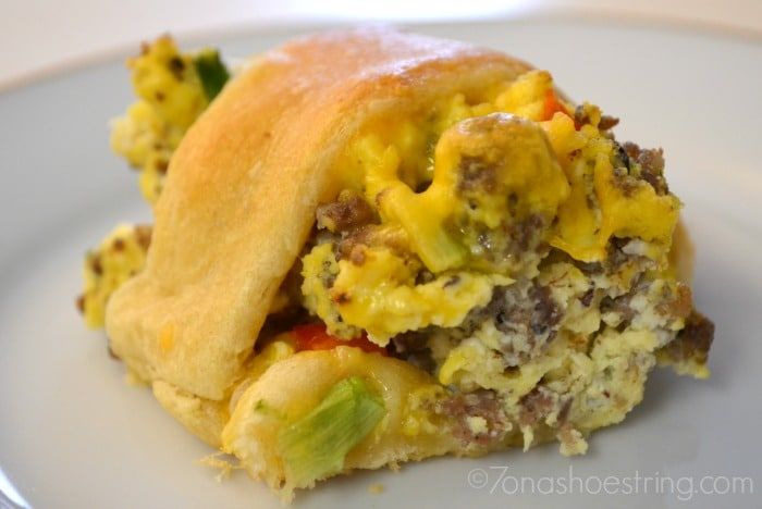 Egg, Sausage & Cheese Breakfast Wreath Recipe