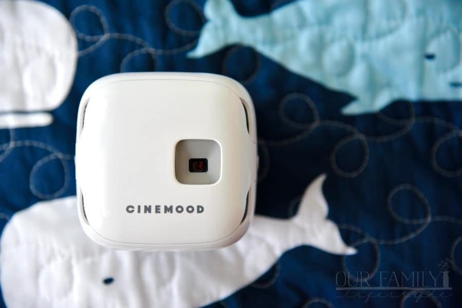 Kid-Friendly Portable Projector :: CINEMOOD