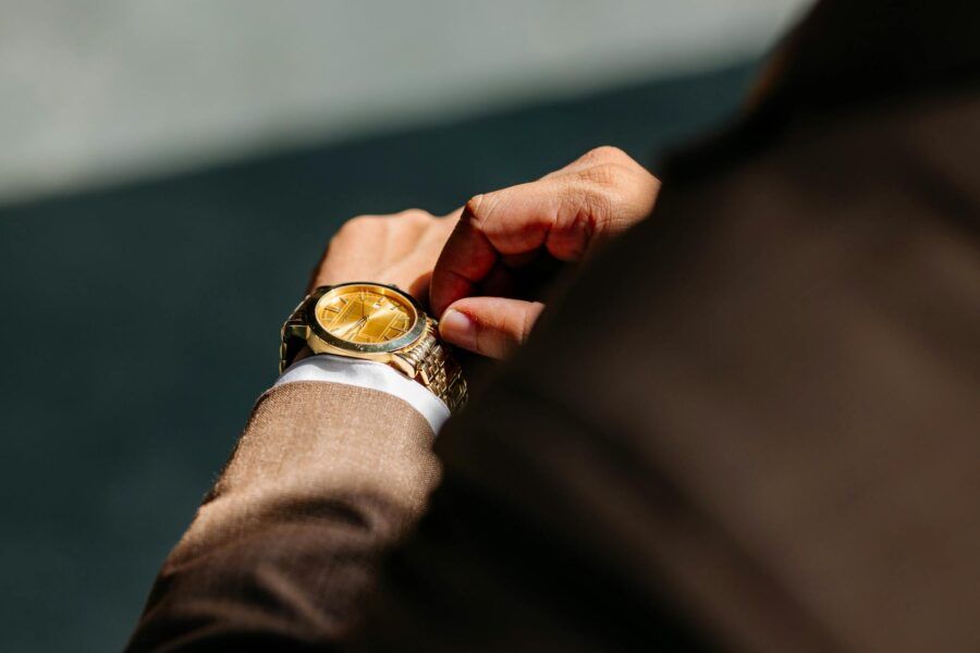 What’s the Right Way to Pair a Ring with a Watch, Suit, and Shoes?